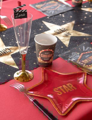 10 Hollywood 7,8 x 9,7 cm Hollywood kartonske skodelice