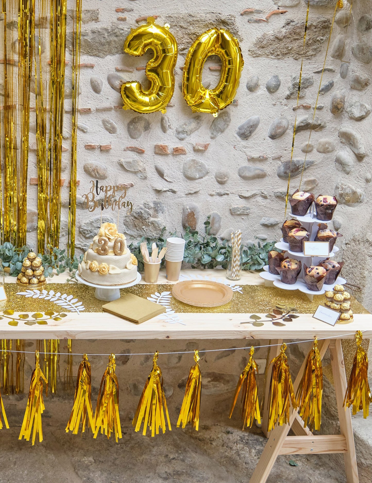 16 mat zlatih kartonskih krožnikov 22 cm okrogel