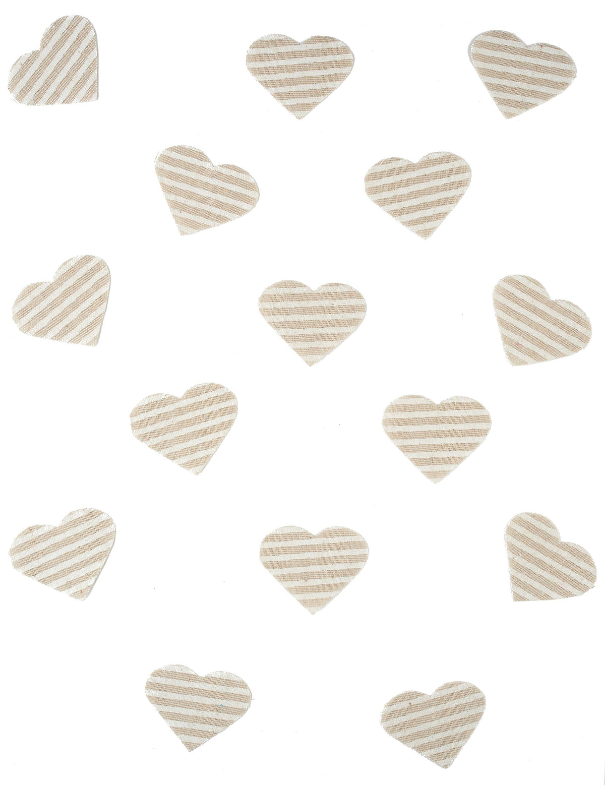 Vue d'ensemble des confettis cœur en lin rayé pour mariage