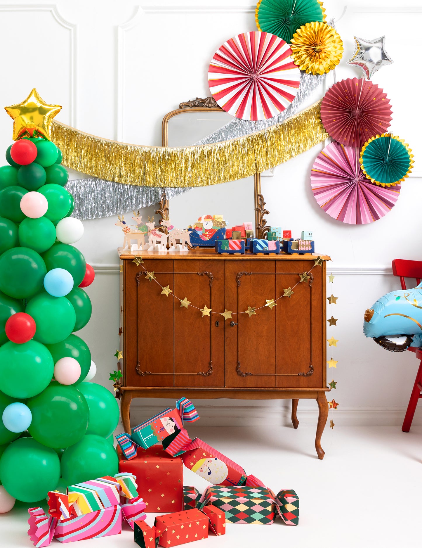 3 kartonske božične rozete, velikosti 26, 35, 43 cm, praznični viseči okraski