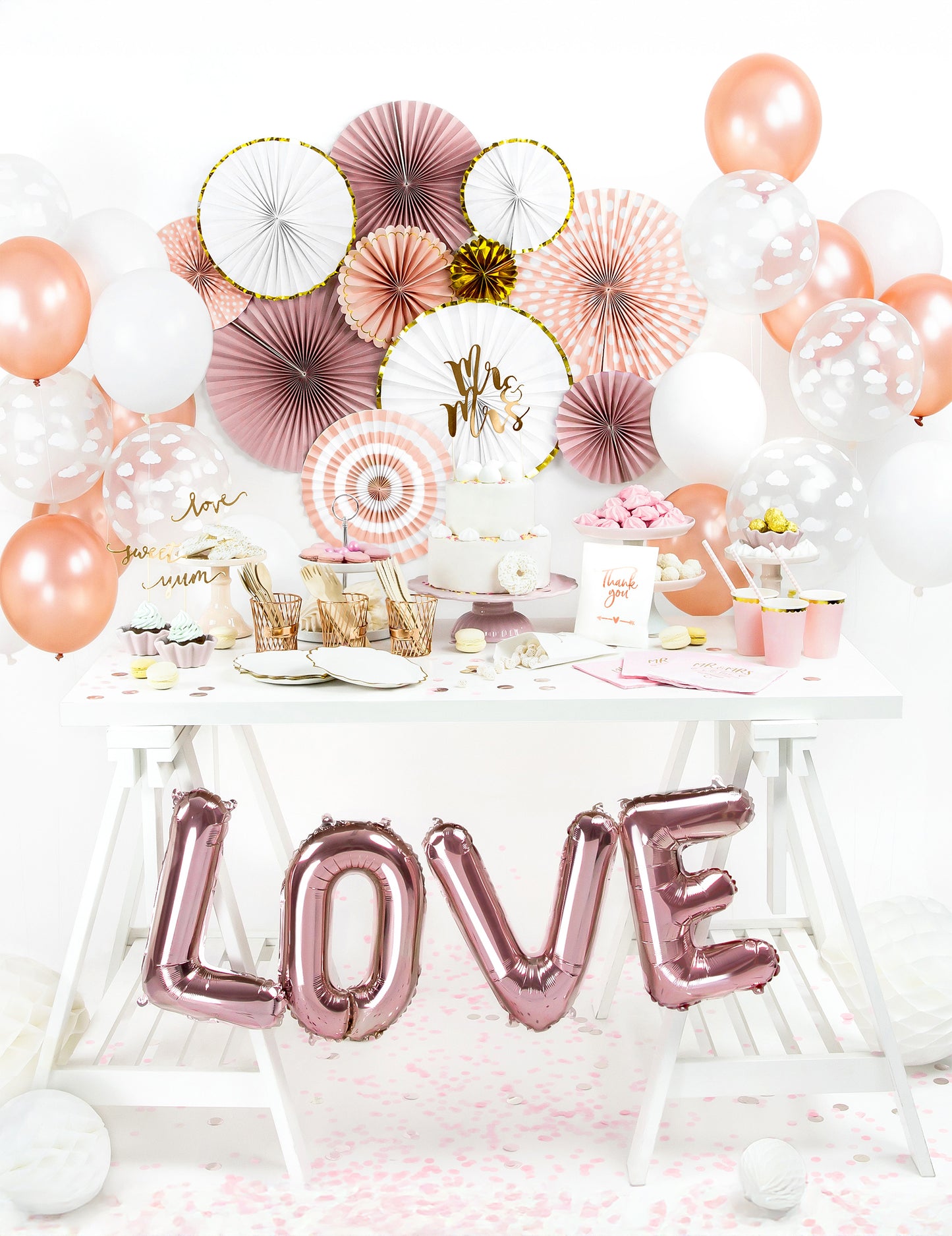 3 bele in zlate papirnate rozete, 40, 32 in 23 cm za okras