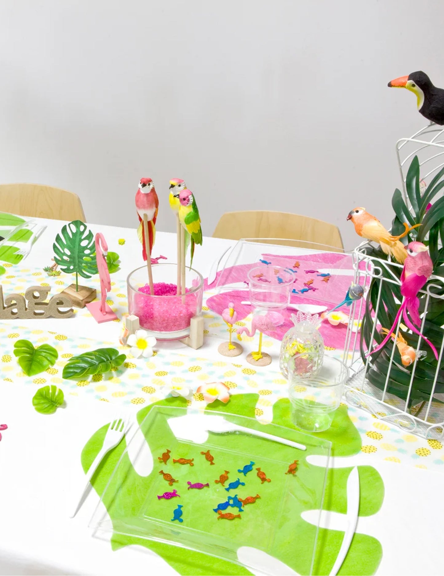 4 namizni kompleti v obliki zelenega listnega janeža 35 x 40 cm