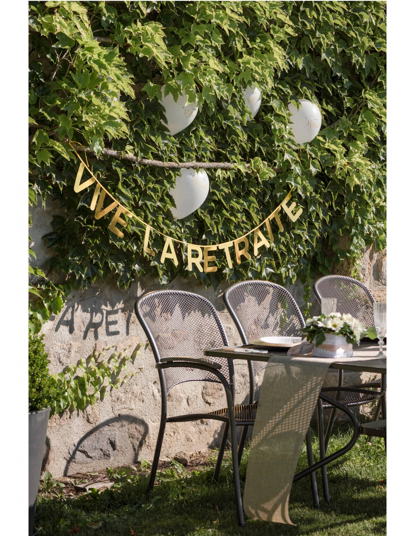 8 lateks balonov, "Srečna upokojitev", beli in kovinsko zlati, 23 cm za okras