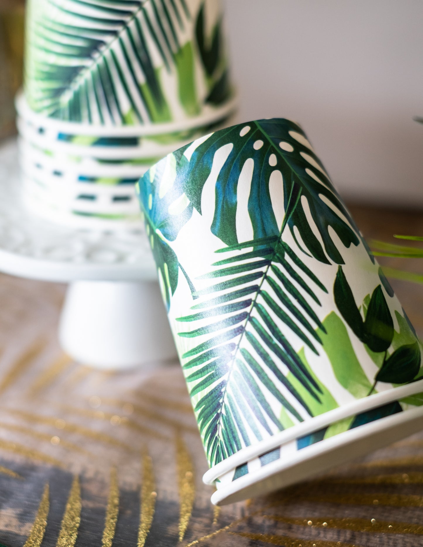 8 zelenih papirnatih kozarčkov, 250 ml, palmovi listi