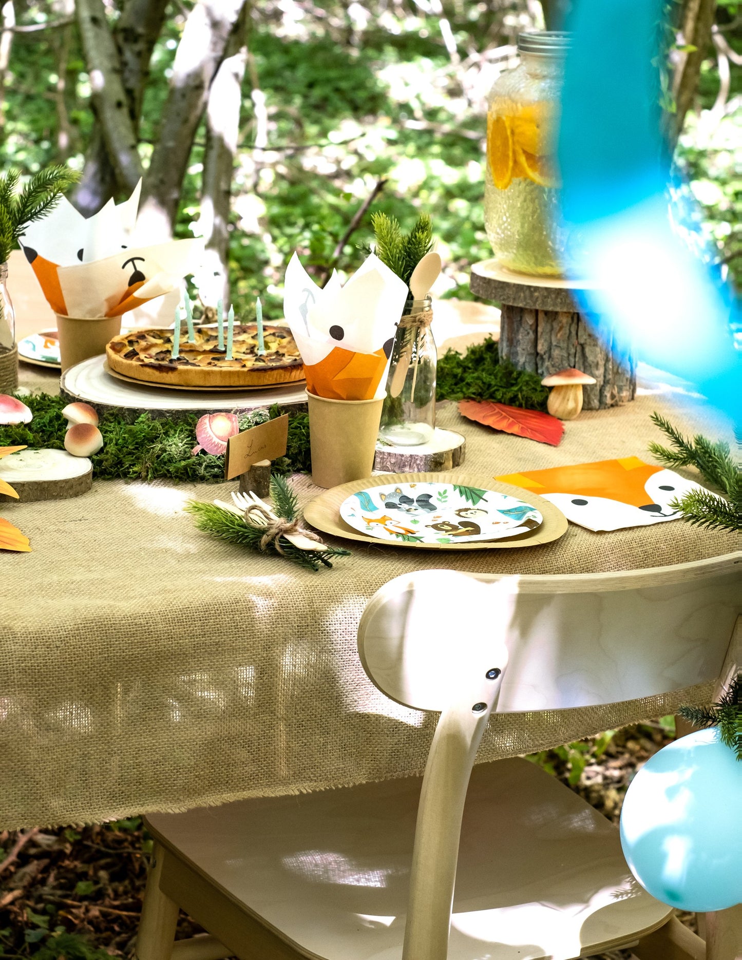 8 majhnih kartonskih plošč živali v gozdu 18 cm