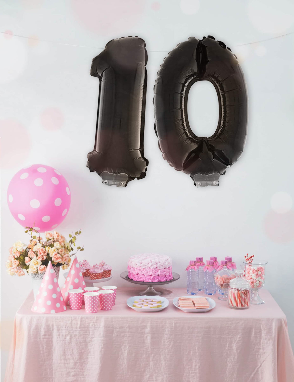 Postavitev aluminijaste balonske številke za zabavo