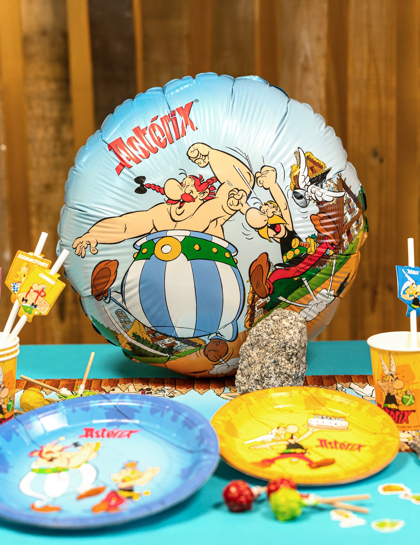 Okrogla aluminijasta kroglica Asterix 43 cm