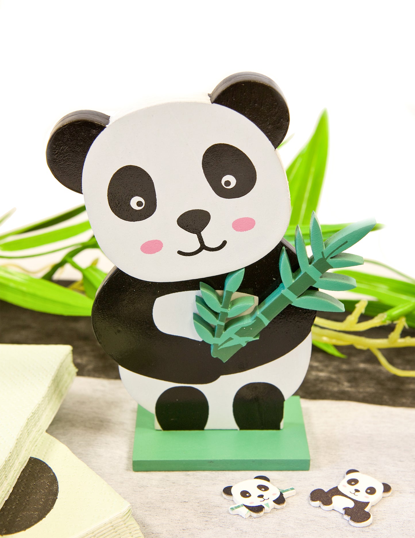 Lesena osrednja dekoracija panda 13,5 x 10 cm