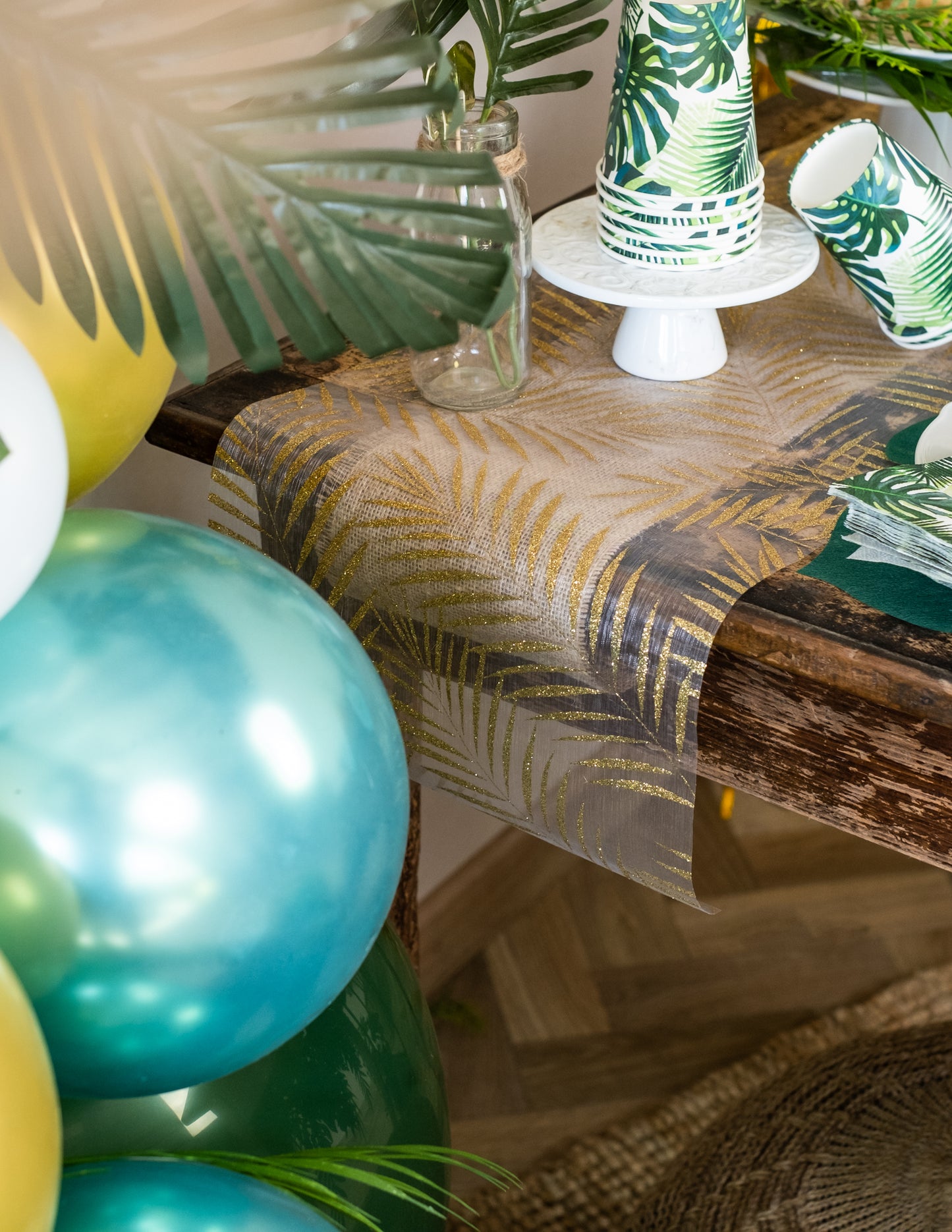 Organza v organu zlati bleščice palma 28 cm x 5 m