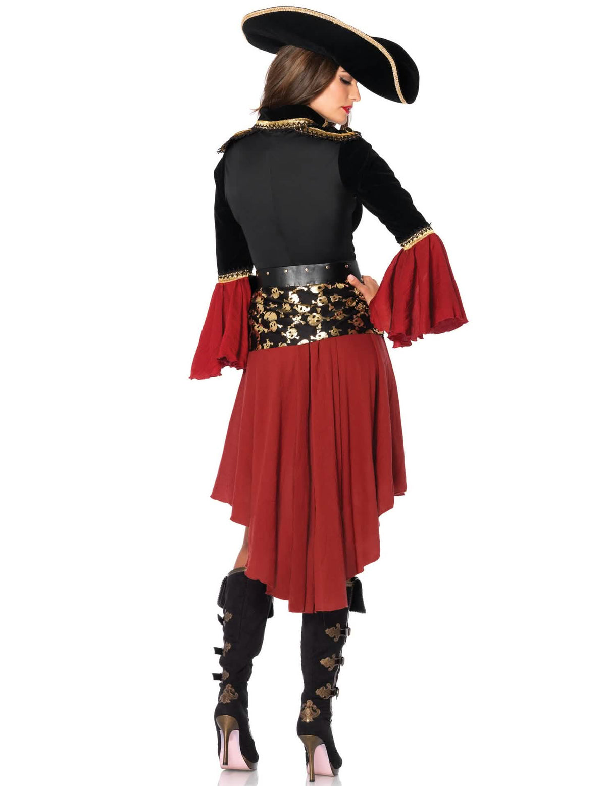 Pogled od zadaj na piratsko pustno kostumografijo z zlatimi vzorci za ženska