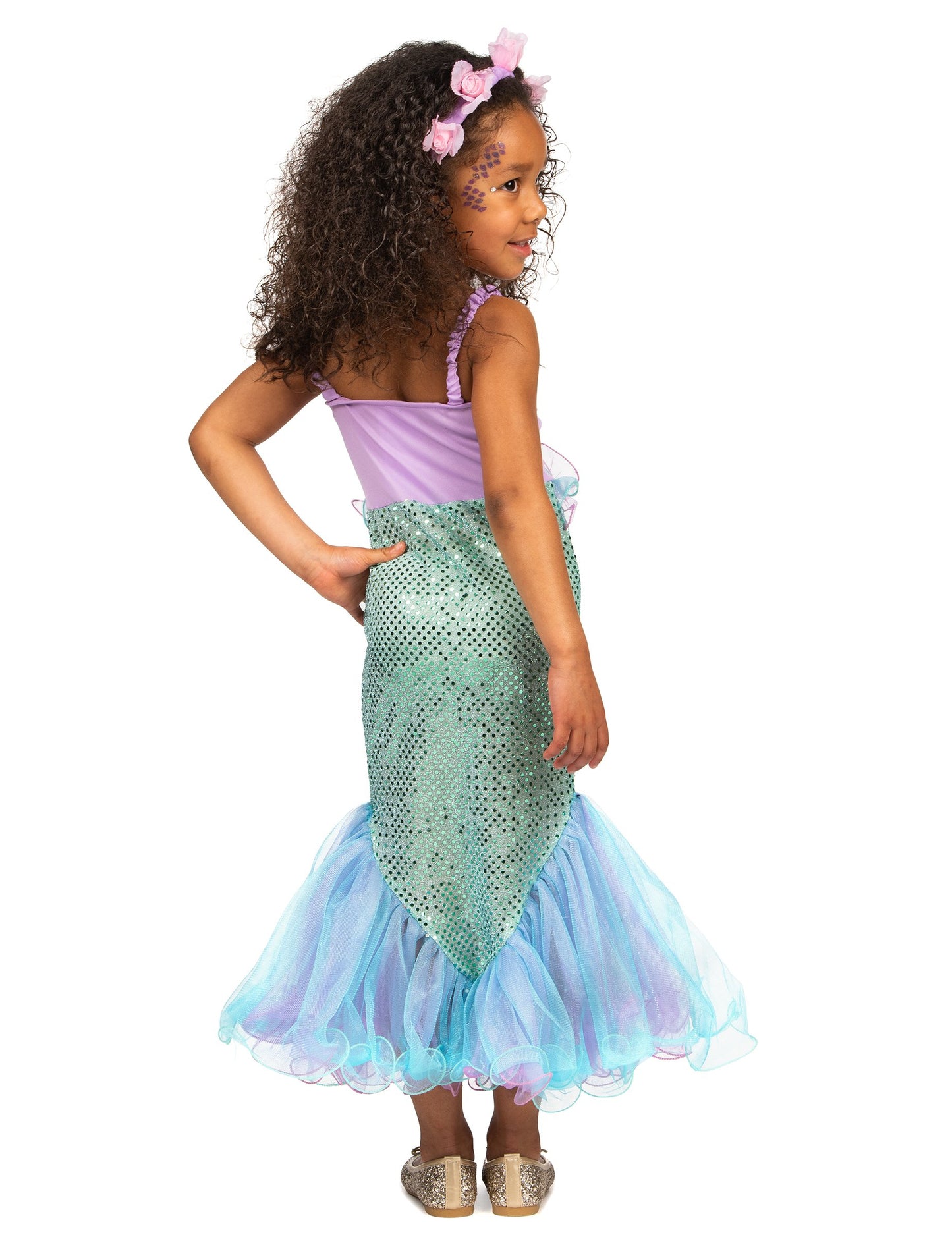 Sequins dekle sirena preoblečena