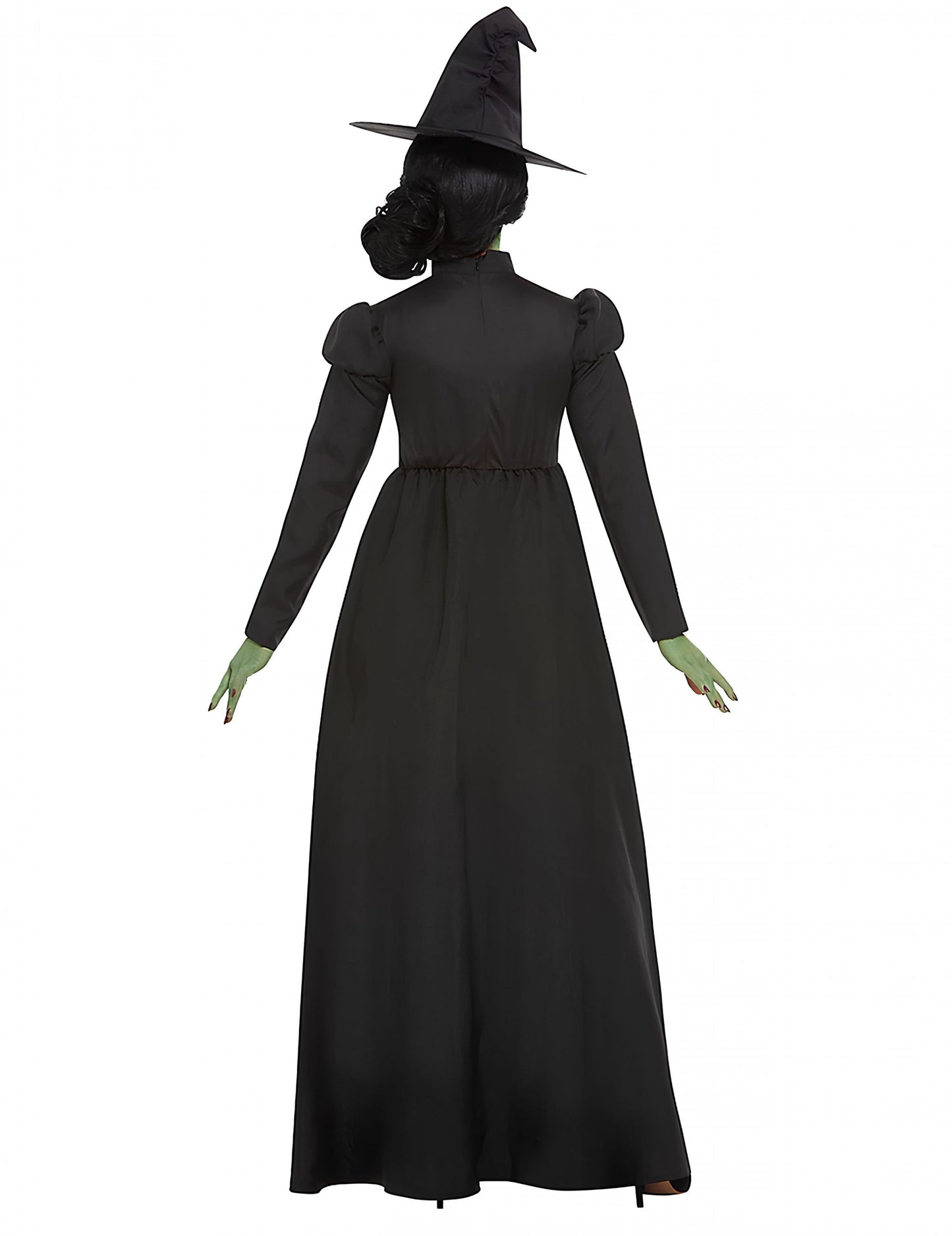 Črna čarovnica preoblečena ženska