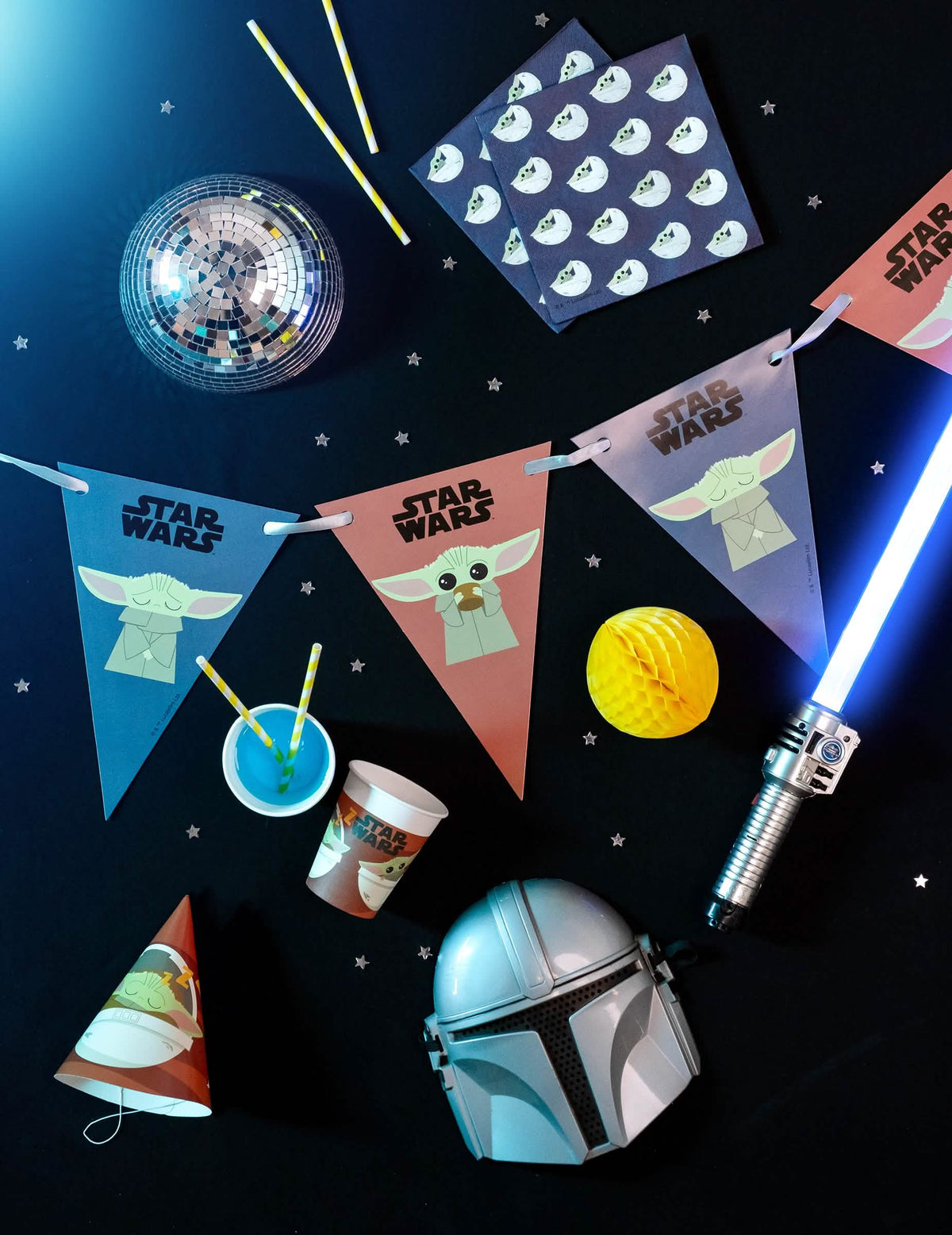 Prikaz papirnatega zastavnega girlandnega niza dojenček Yoda The Mandalorian