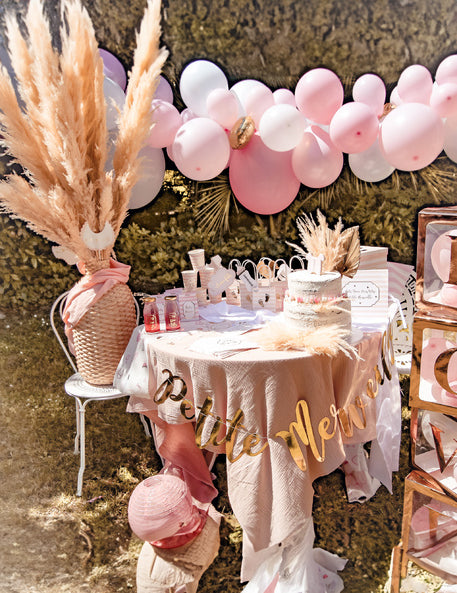 Little Wonder Girlanda z zlatimi kovinskimi črkami 120 cm otroška zabava