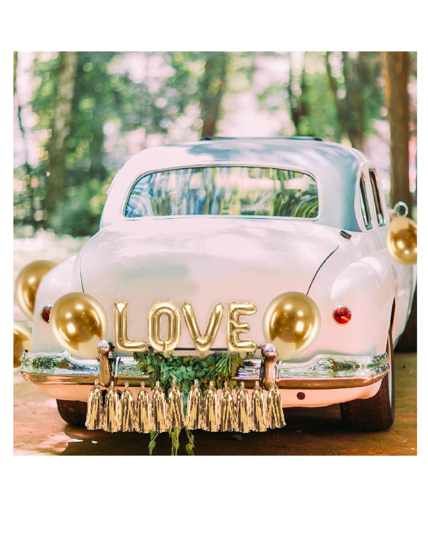 Mise en situation sur l'arrière d'une voiture du kit décoration de voiture pour mariage