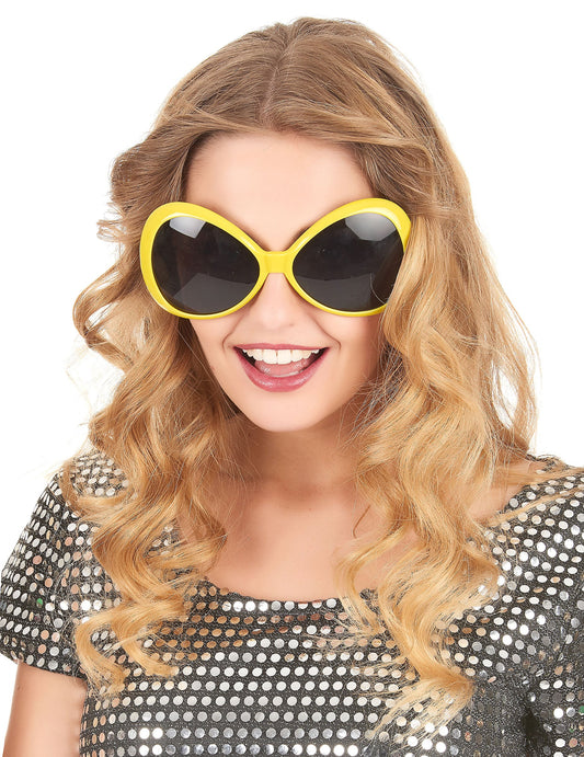 Vue de face portée des lunettes disco pour adulte