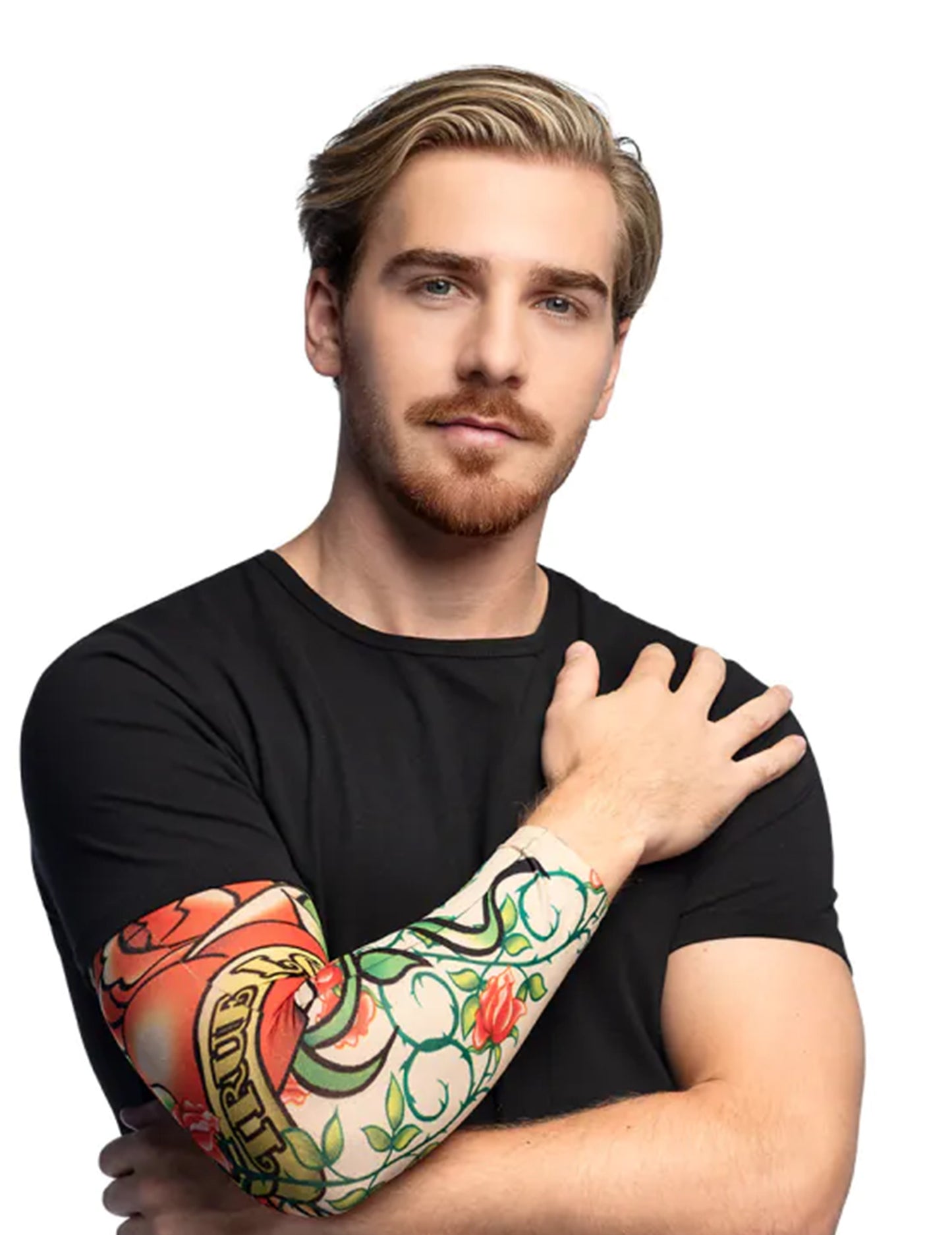 Podrobnosti o večbarvnih tatujih True Love, nošenih na podlahti