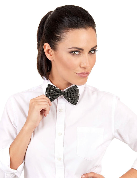 Black Butterfly Knot z odraslimi pajkicami