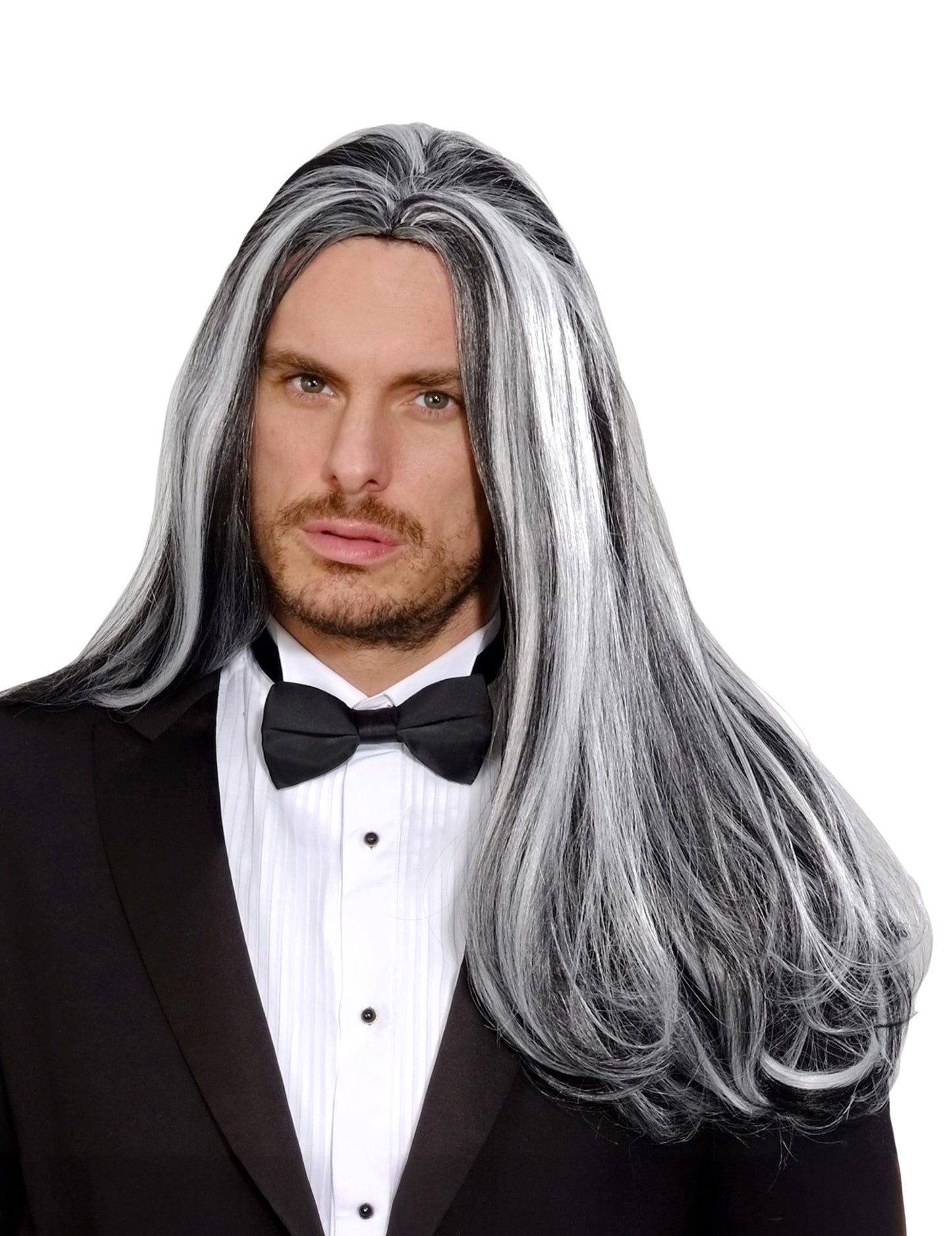 Dolga noč čarovnic z dvema vampirskima lasuljo