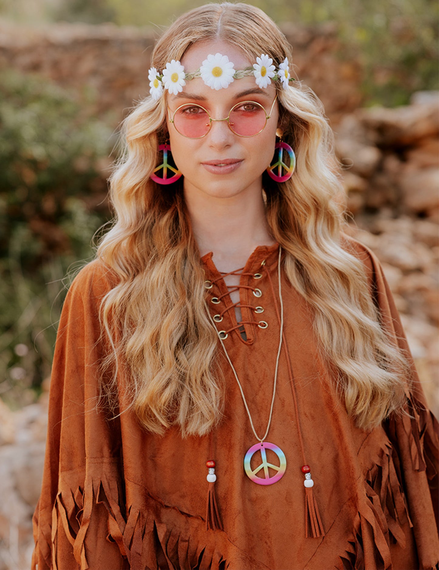 Indijski pončo z rjavimi ženskami