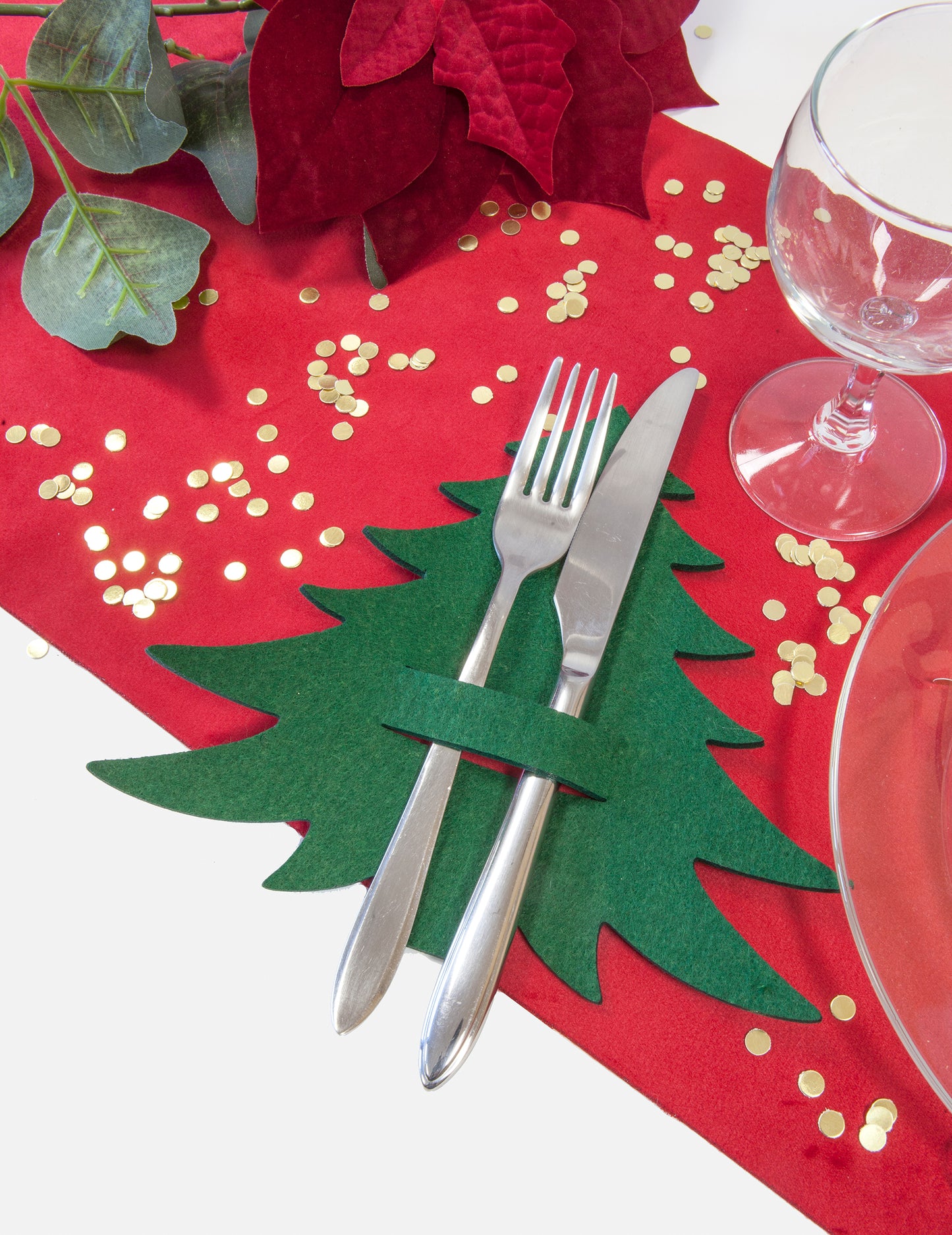 Držalo za jedilni pribor iz filca za božično drevo v zeleni in rdeči barvi za dekoracijo mize
