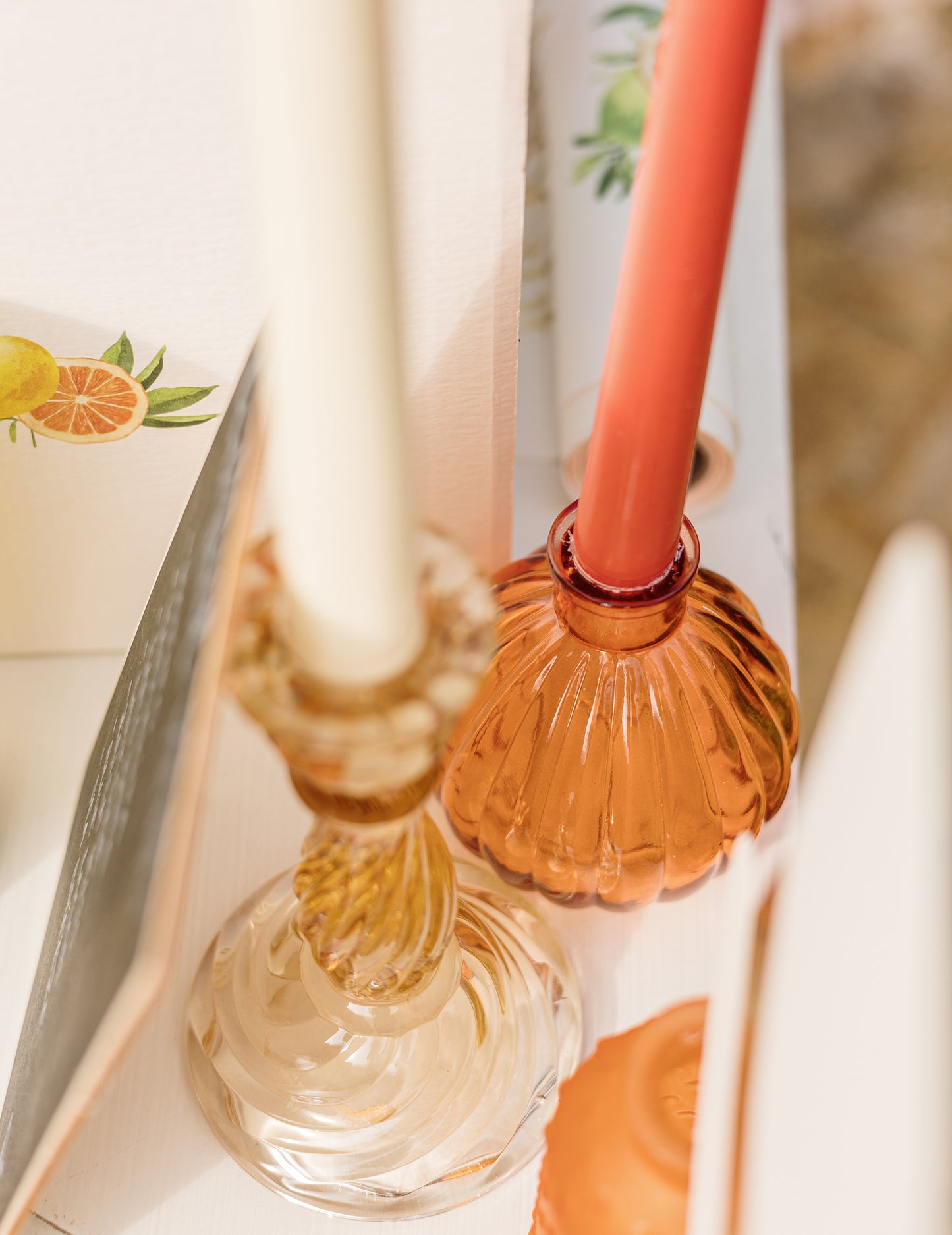 Vue de dessus du vase en verre bohème pour décoration