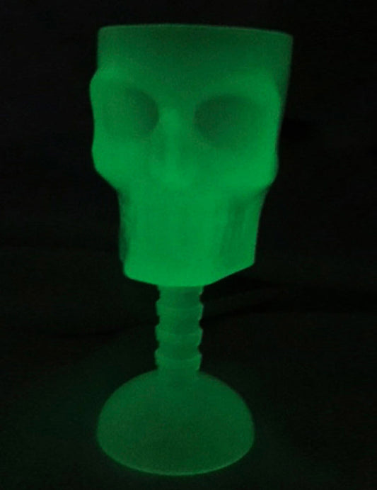 Effet phosphorescent dans le noir du verre tête de mort pour Halloween