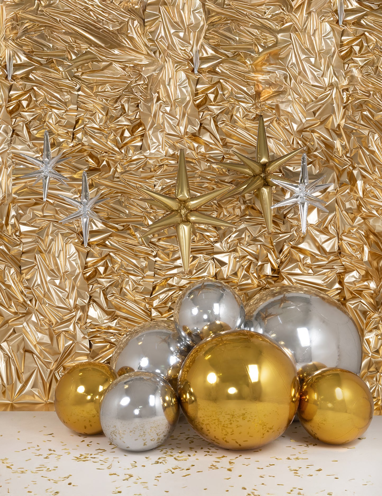 Mise en scène avec ballons étoiles de la boule miroir gonflable pour décoration