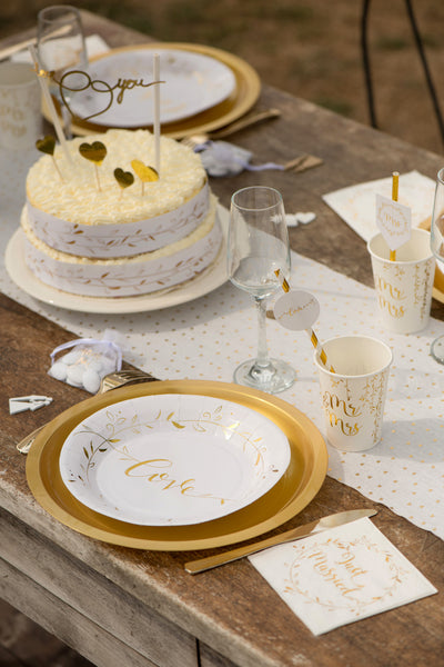 Assiettes en carton Just Married pour mariage blanches et dorées métallisées
