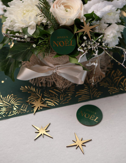 10 décorations à parsemer Feuilles d'or en bois vert sapin 5 cm