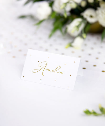 Marque-places en carton à pois dorés pour décoration de table blanc et or