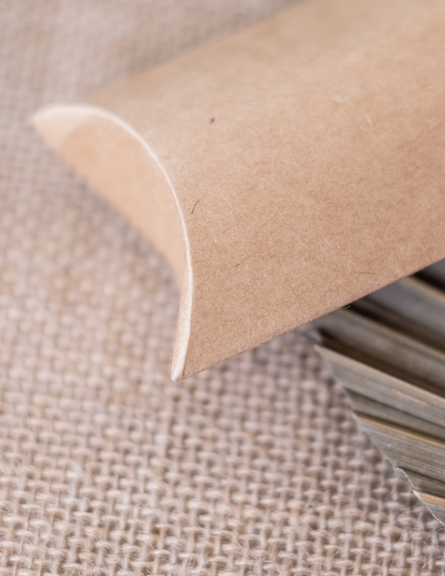 10 majhnih škatel kraft 11 cm