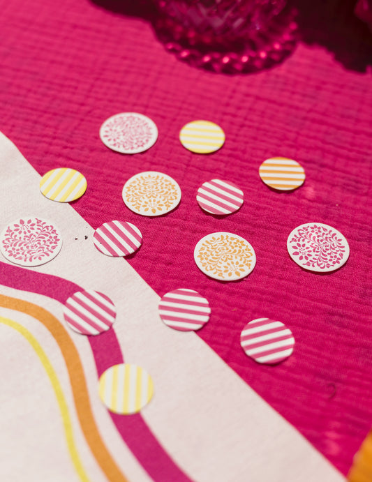 100 papirnatih konfetov Pink Limonade 2,5 cm