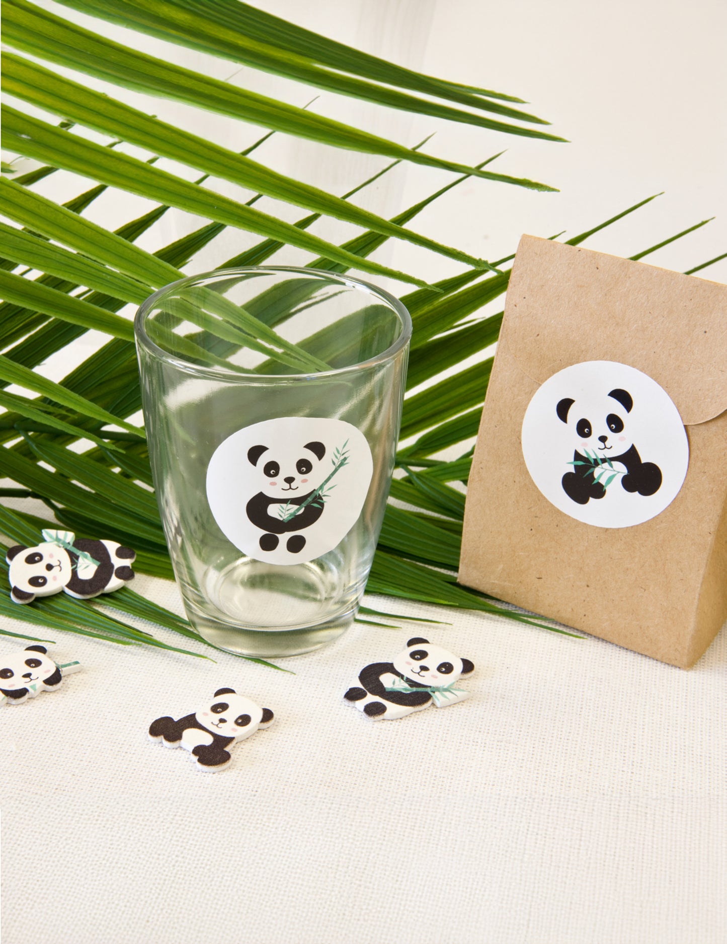 12 nalepk pande 4 cm okrogle nalepke