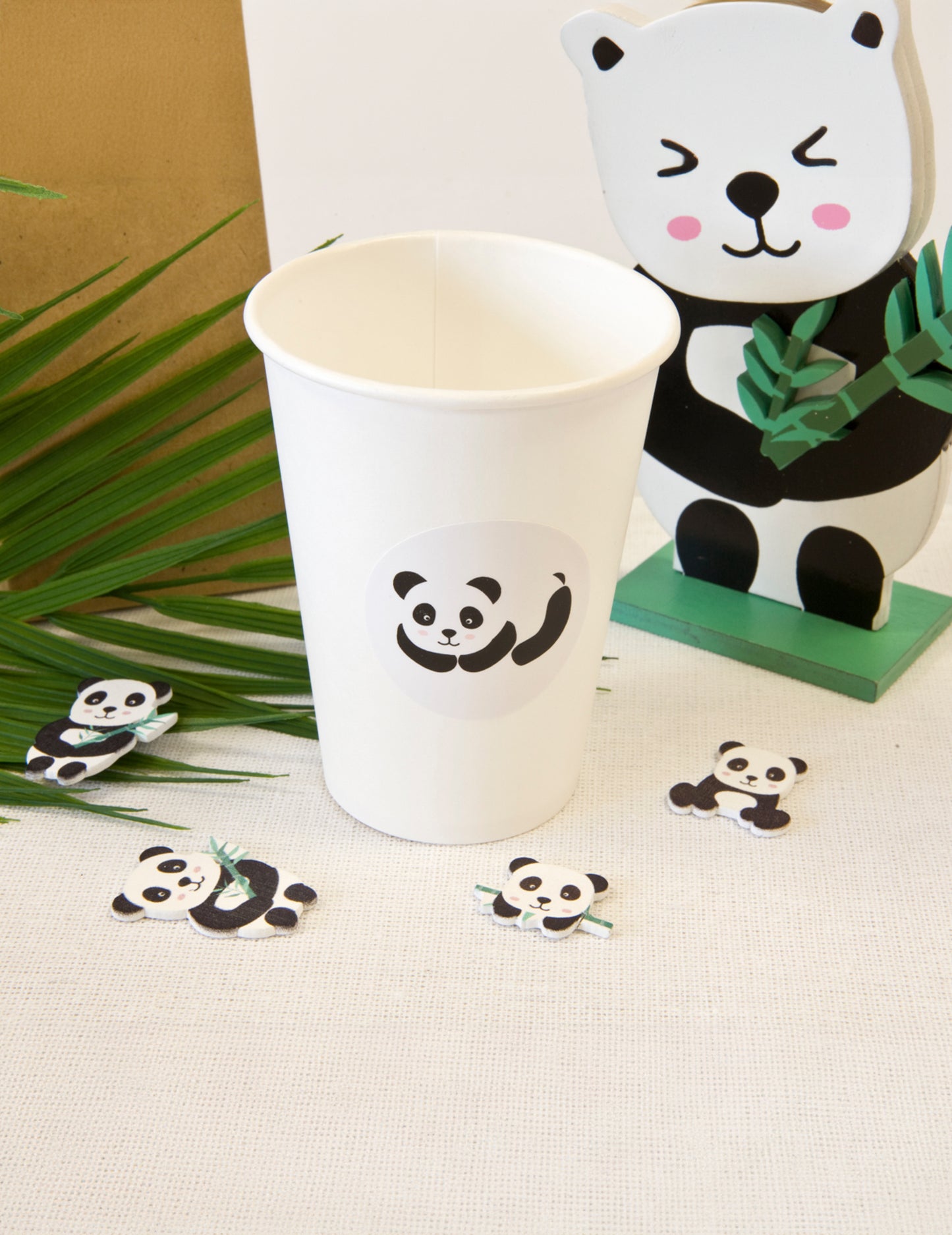 12 nalepk pande 4 cm okrogle nalepke