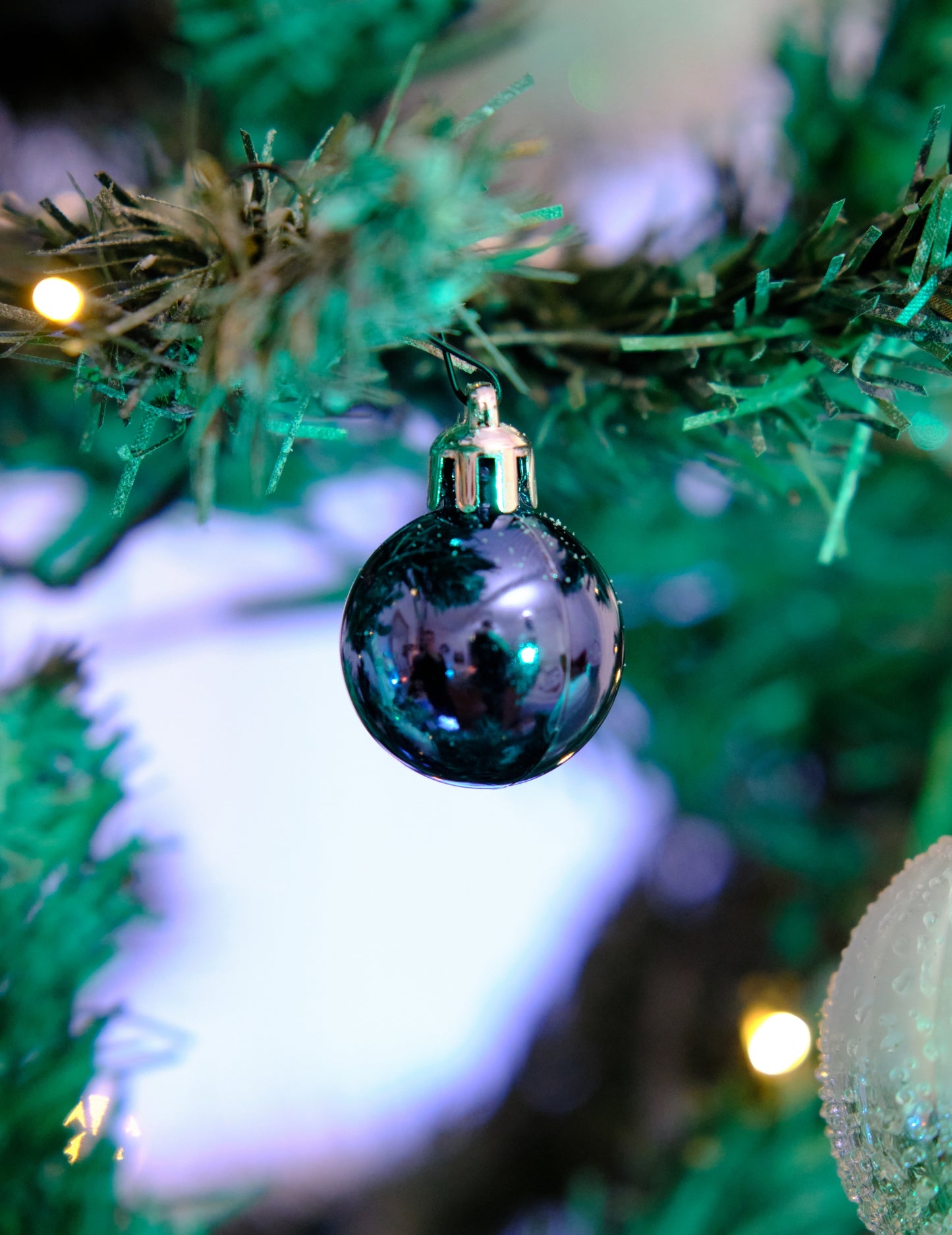 18 mini polnočno modrih božičnih kroglic 3 cm mat in sijajni