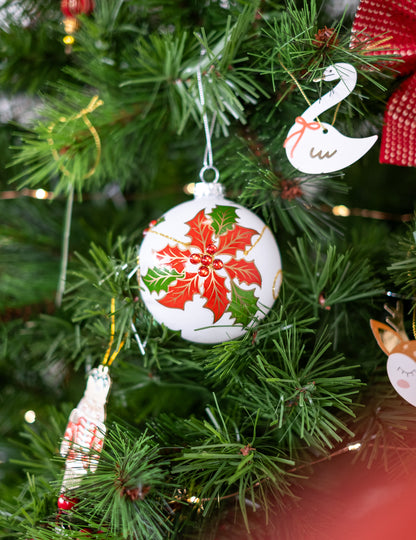 2 beli stekleni kroglici z bodiko 8 cm za jelko