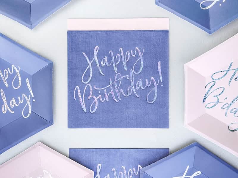 Postavitev iridescentnih papirnatih prtičkov Happy Birthday za rojstni dan