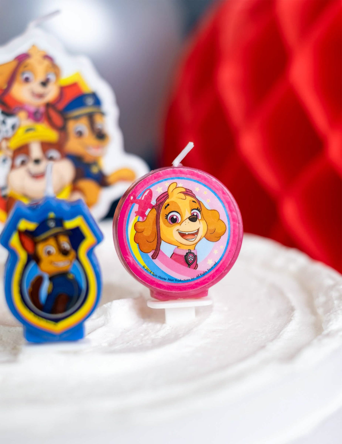 Veliki plan sveče Stella iz sveč za rojstni dan Paw Patrol