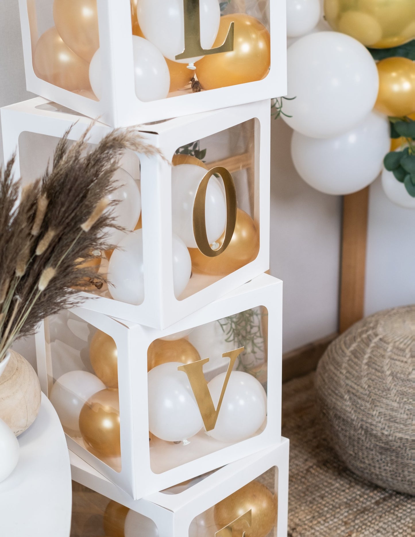 4 kocke z belimi prozornimi baloni 30 cm