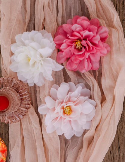 4 pivoines crème 9x9cm en tissu