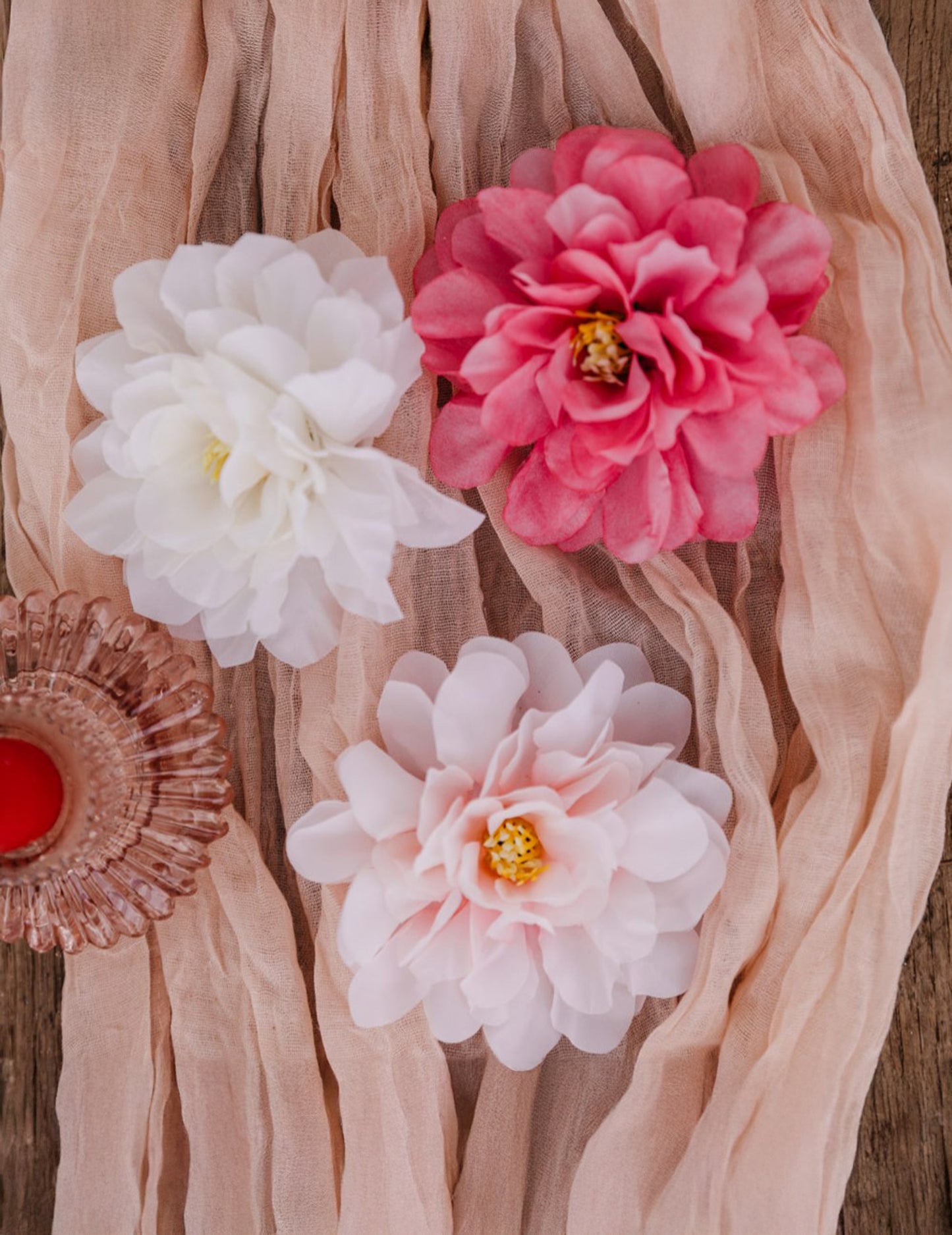 4 pivoines fuchsia 9x9cm en tissu pour décoration