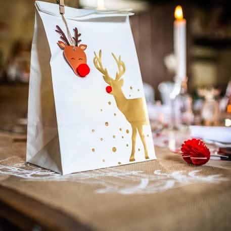 Velik načrt različice iz kraft papirja za papirnate vrečke Rudolph severni jeleni za božič