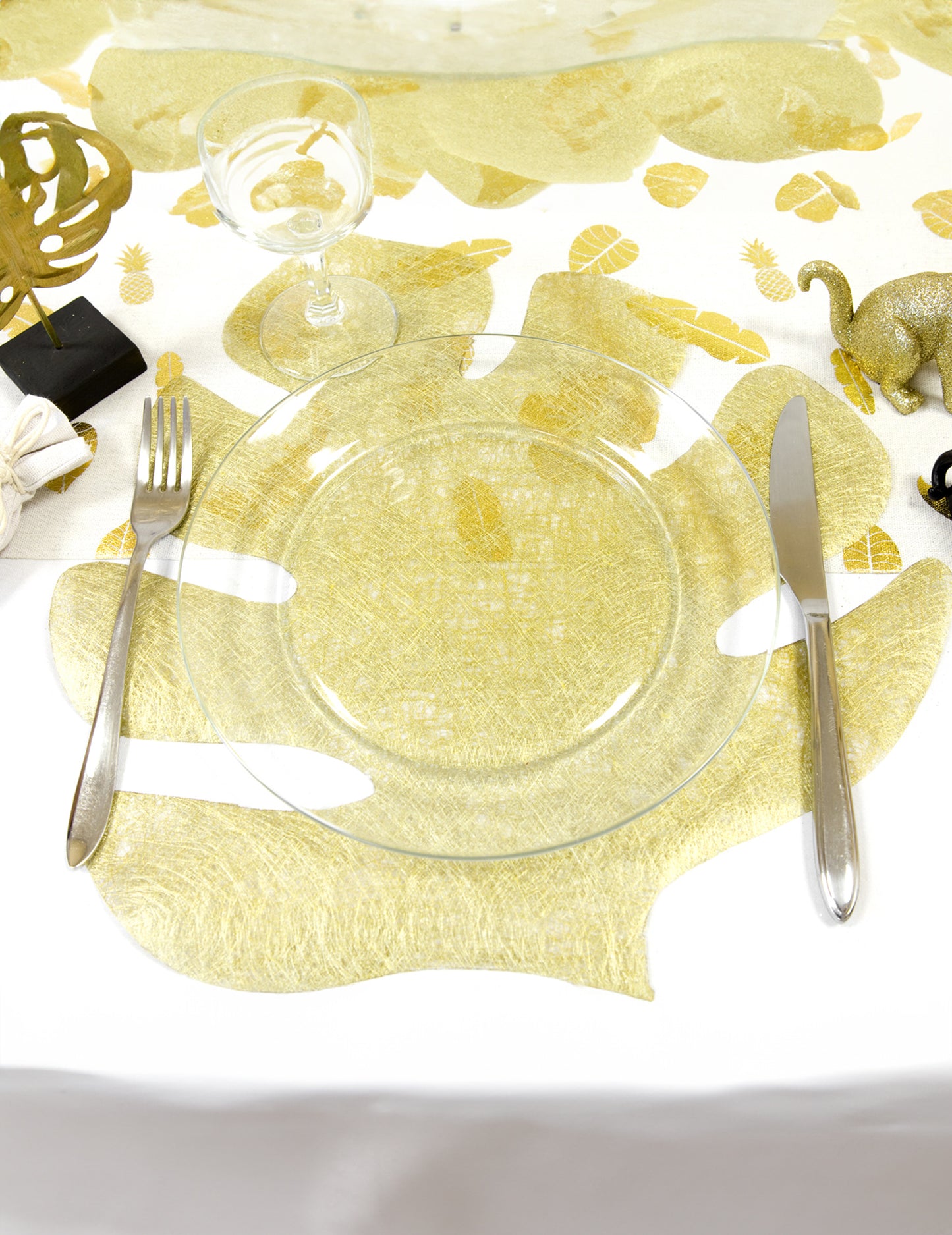 4 netkani podstavki z zlatim tropskim listnim vzorcem, 40 x 35 cm cm za zabavo