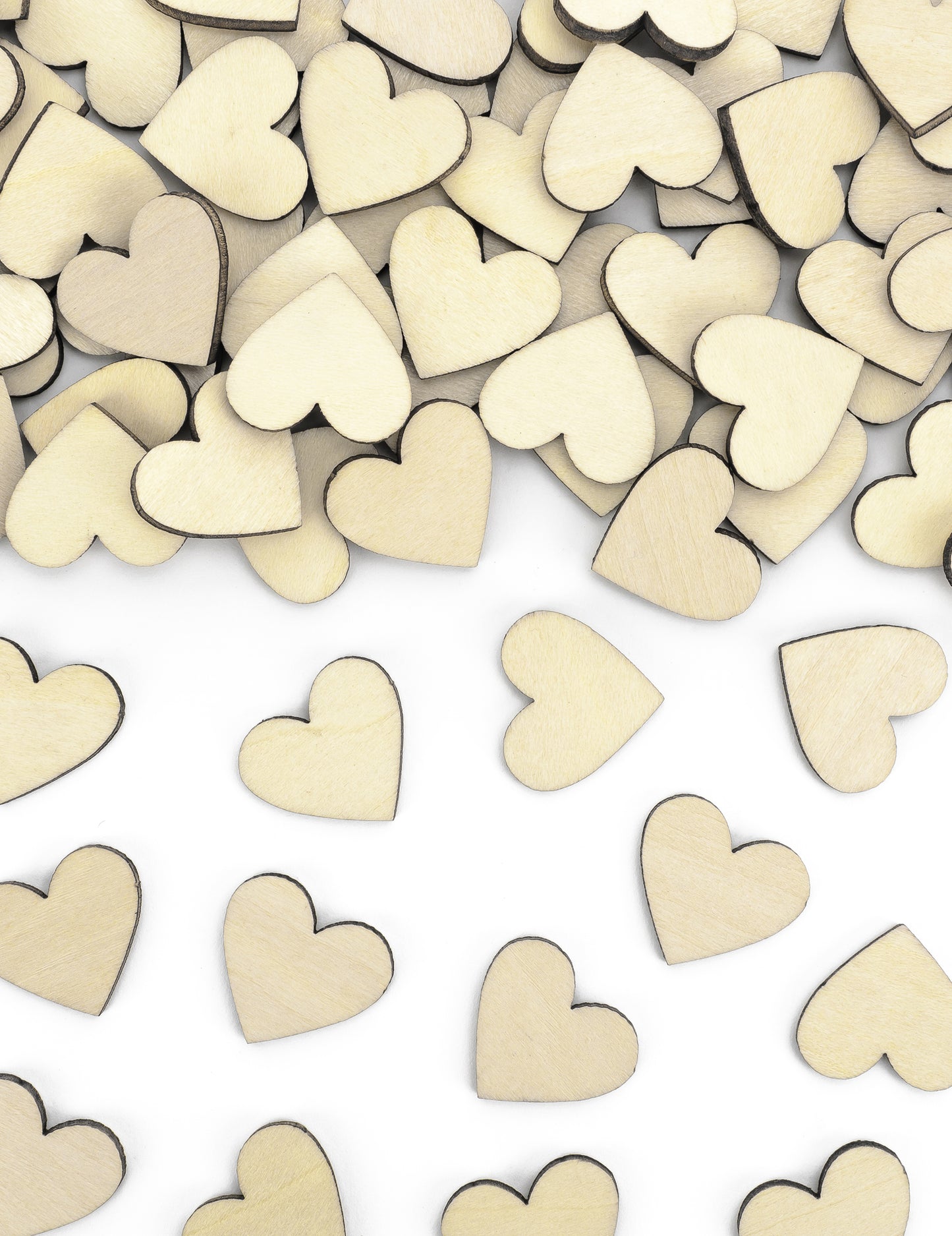 50 naravnih lesenih konfetov v obliki srca (2 x 2) cm za poroko