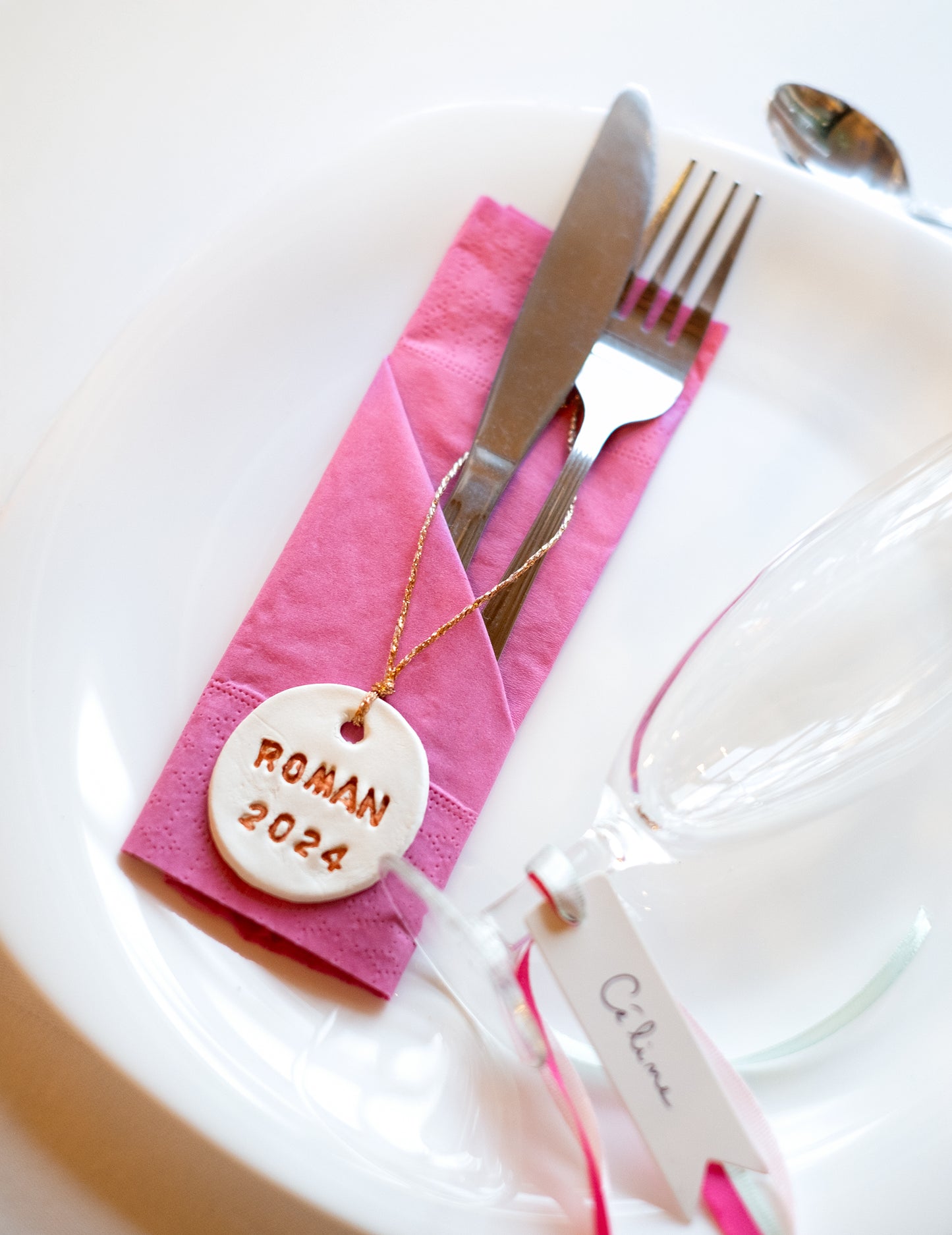 50 papirnatih brisač Fuchsia 38 x 38 cm