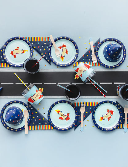 6 majhnih letalskih krožnikov 18 cm modri karton