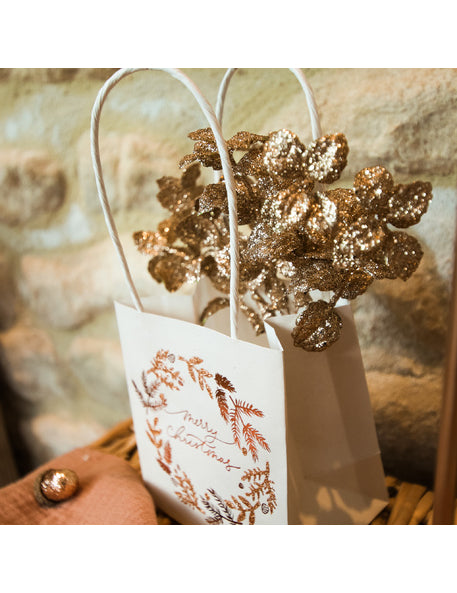 6 vej evkaliptusa z bakrenimi bleščicami 17 cm za čarobni božič