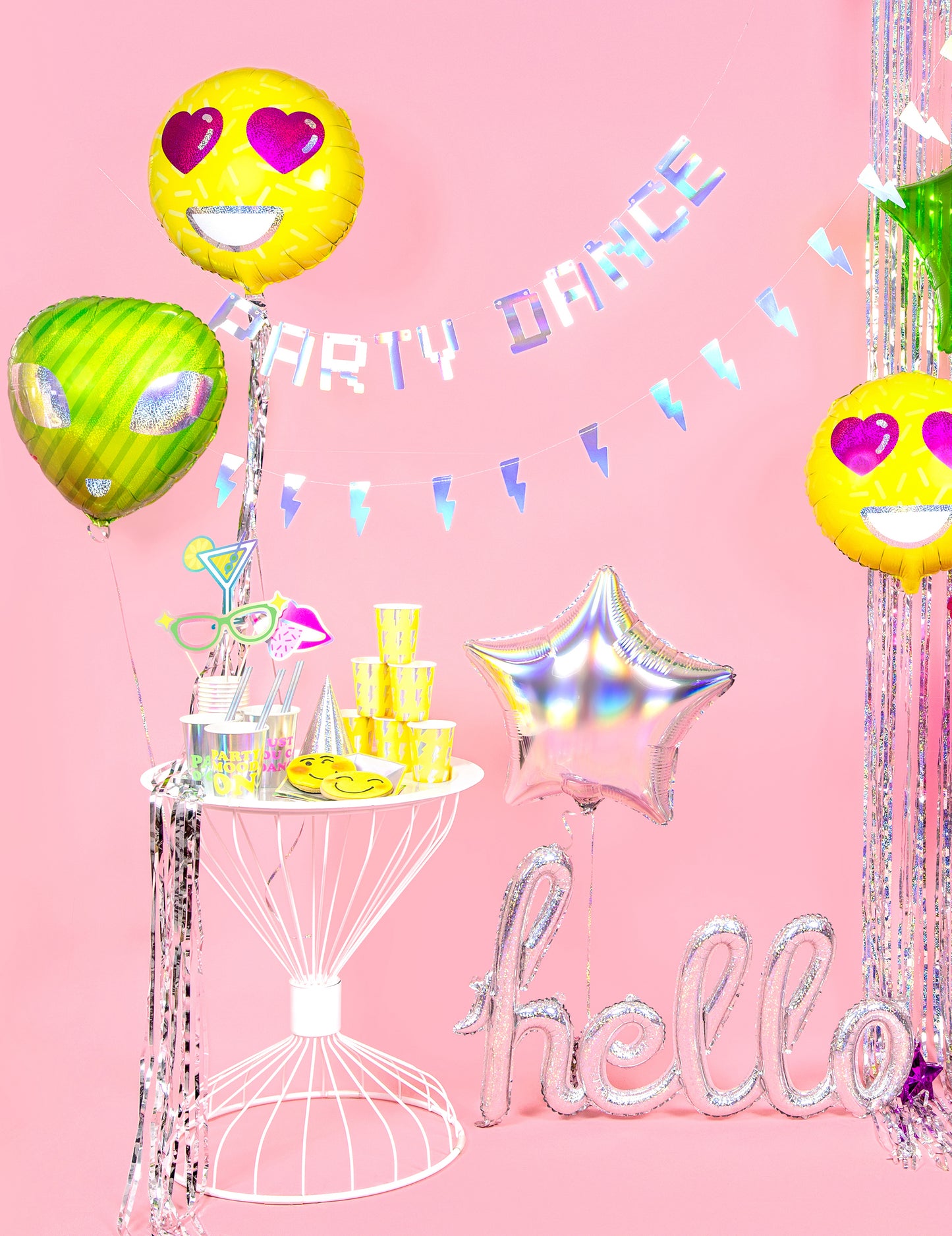 6 mavričnih kartonskih klobukov za zabave 10 x 16 cm z elastiko