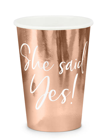 6 kartonskih kozarčkov v roza zlati barvi, "She Said Yes", 220 ml, za dekliščino